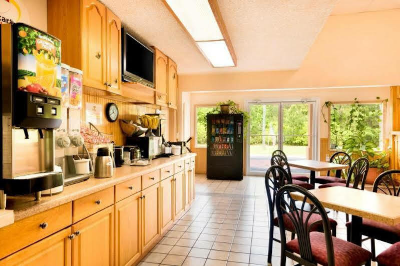 Americas Best Value Inn Darien Kültér fotó