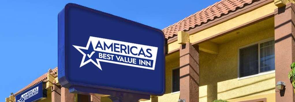 Americas Best Value Inn Darien Kültér fotó